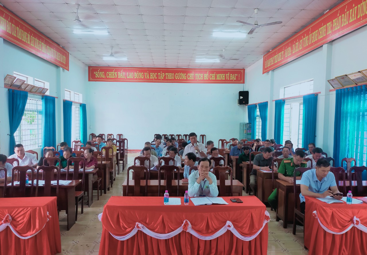 UBND xã Chứ Kbô tổ chức Hội nghị Sơ kết tình hình thực hiện nhiệm vụ 6 tháng đầu năm 2024